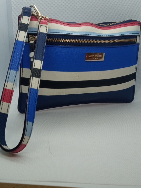 kate spade Handbags - KATE SPADE WRISTLET